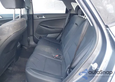 2019 Hyundai Tucson Value z USA, uszkodzony, nr VIN KM8J3CA47KU077034